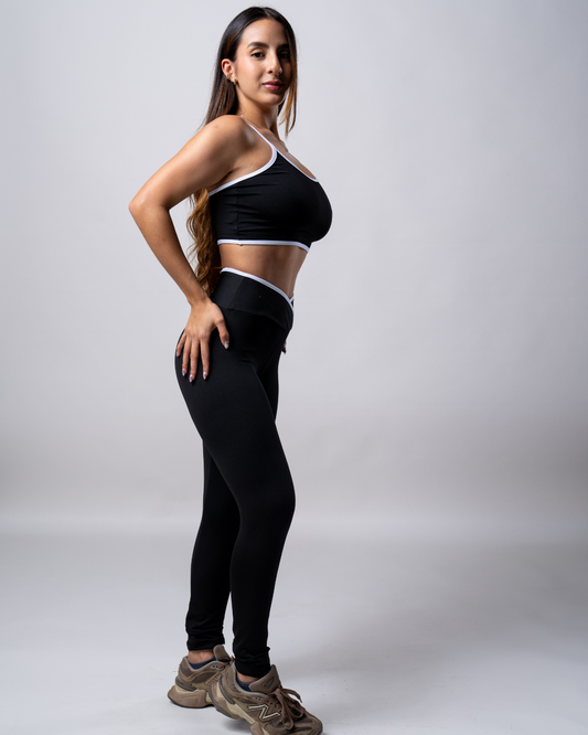 Conjunto Legguins Cruzado + Top Deportivo Tiras