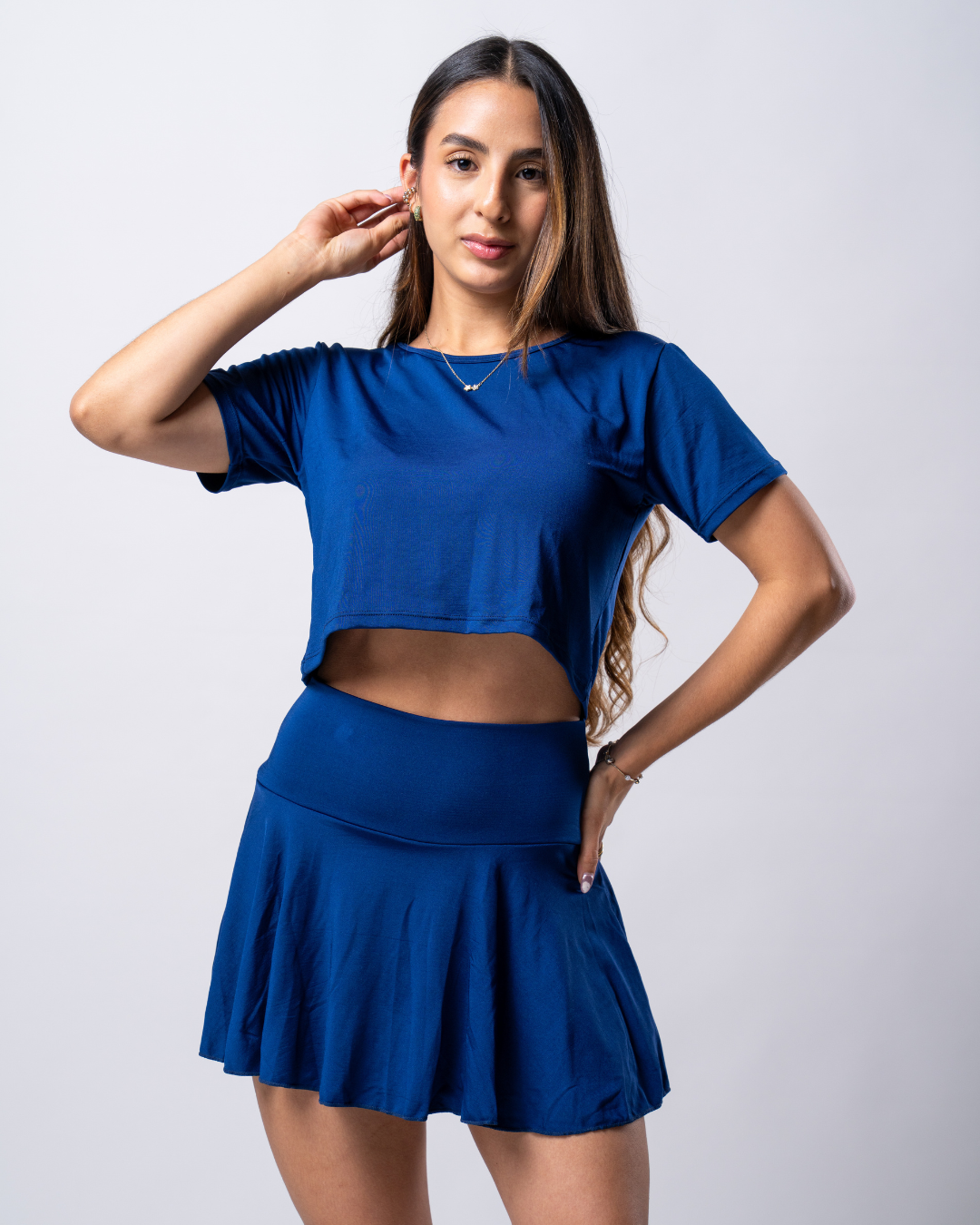 Conjunto Falda - Blusa Corta Ancha